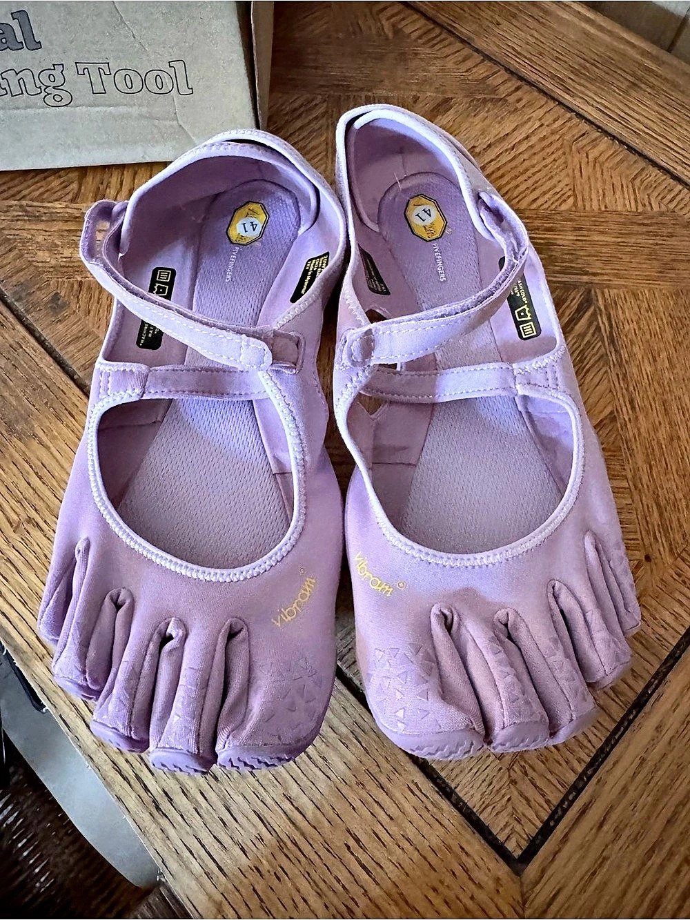 Vibram FiveFingers Athletic Shoes in Purple EU 41